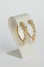 Arete Arracada Con Circulos de Diamantes