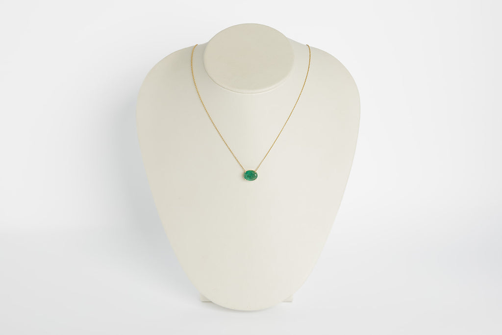 Collar Esmeralda Oval