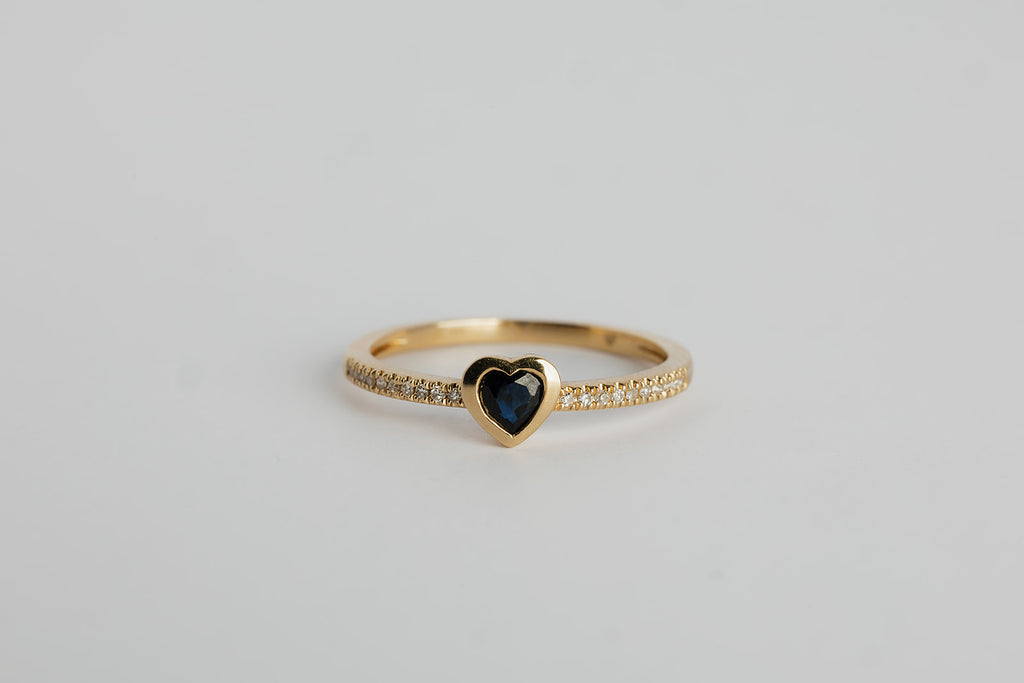 Anillo Zafiro Corazon Bisel