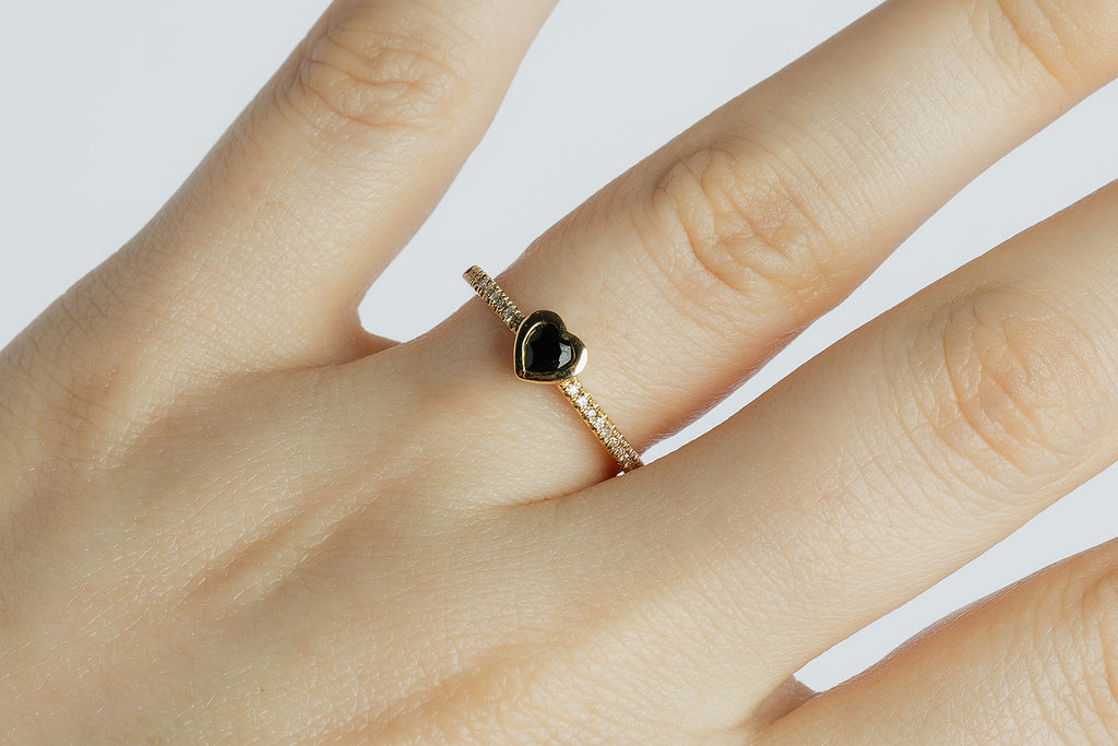 Anillo Zafiro Corazon Bisel