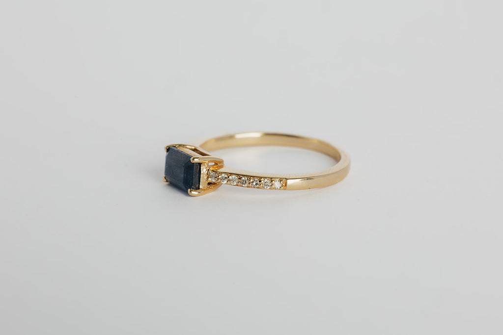 Anillo Zafiro Baguette