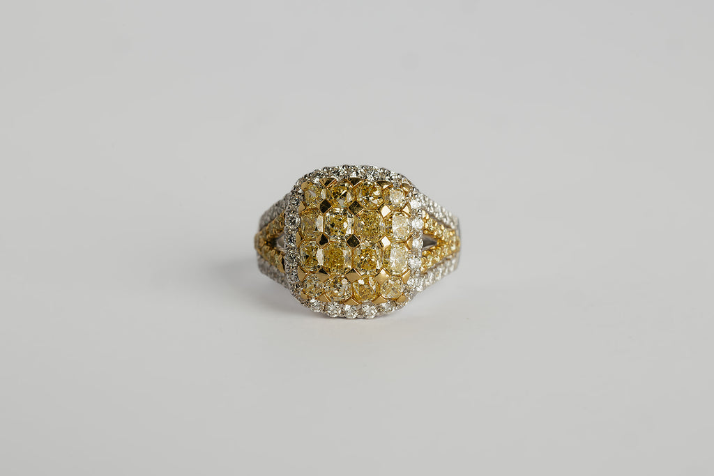 Anillo 16 Diamantes Amarillos