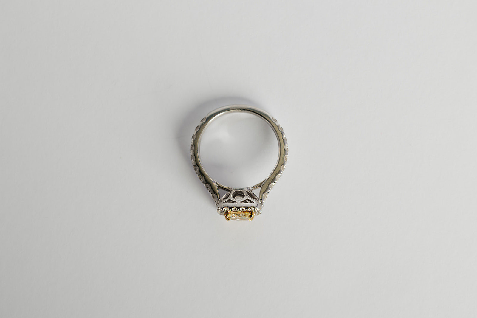 Anillo Diamante Amarillo Radiant