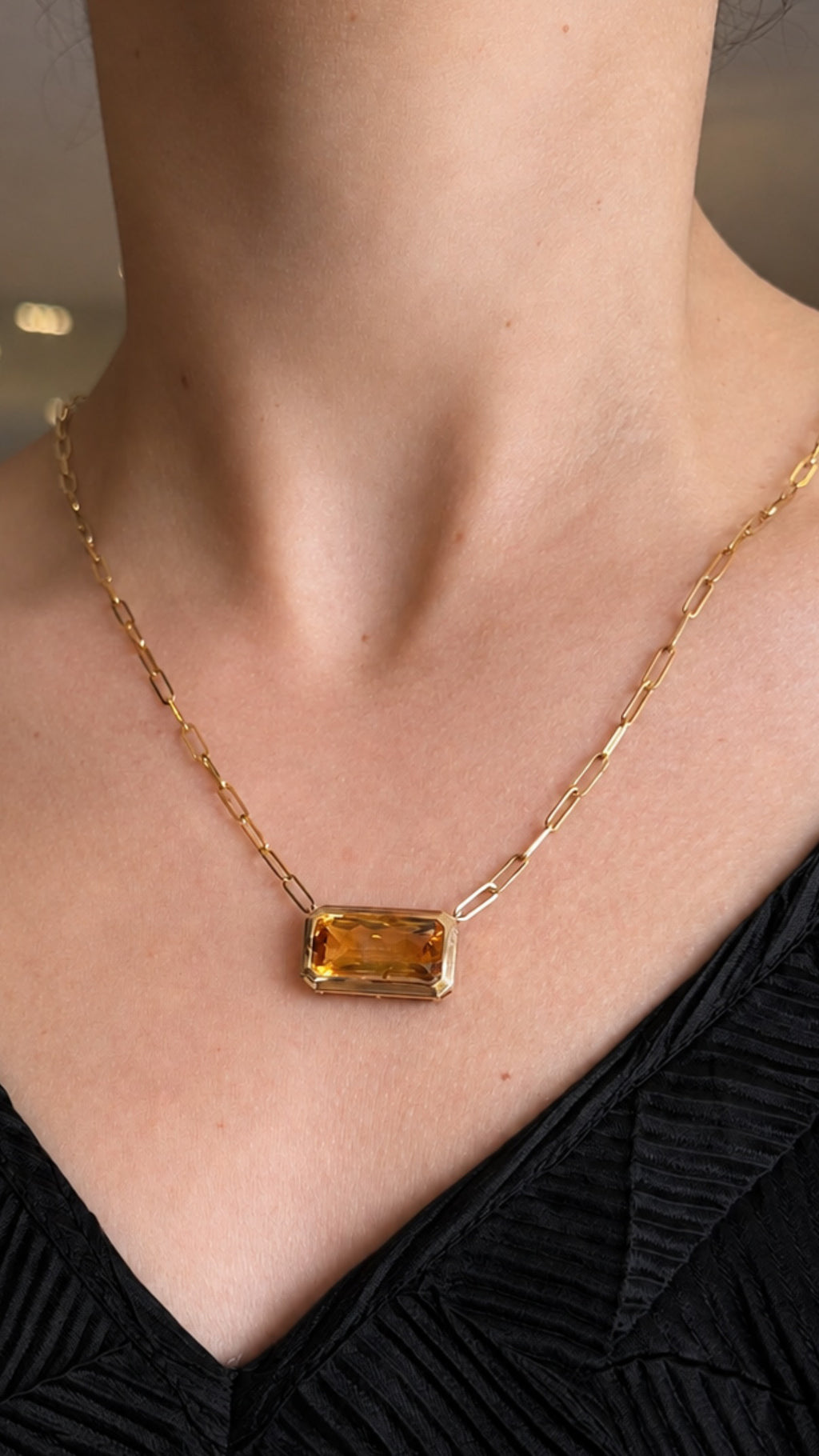 Collar Citrina Bezel