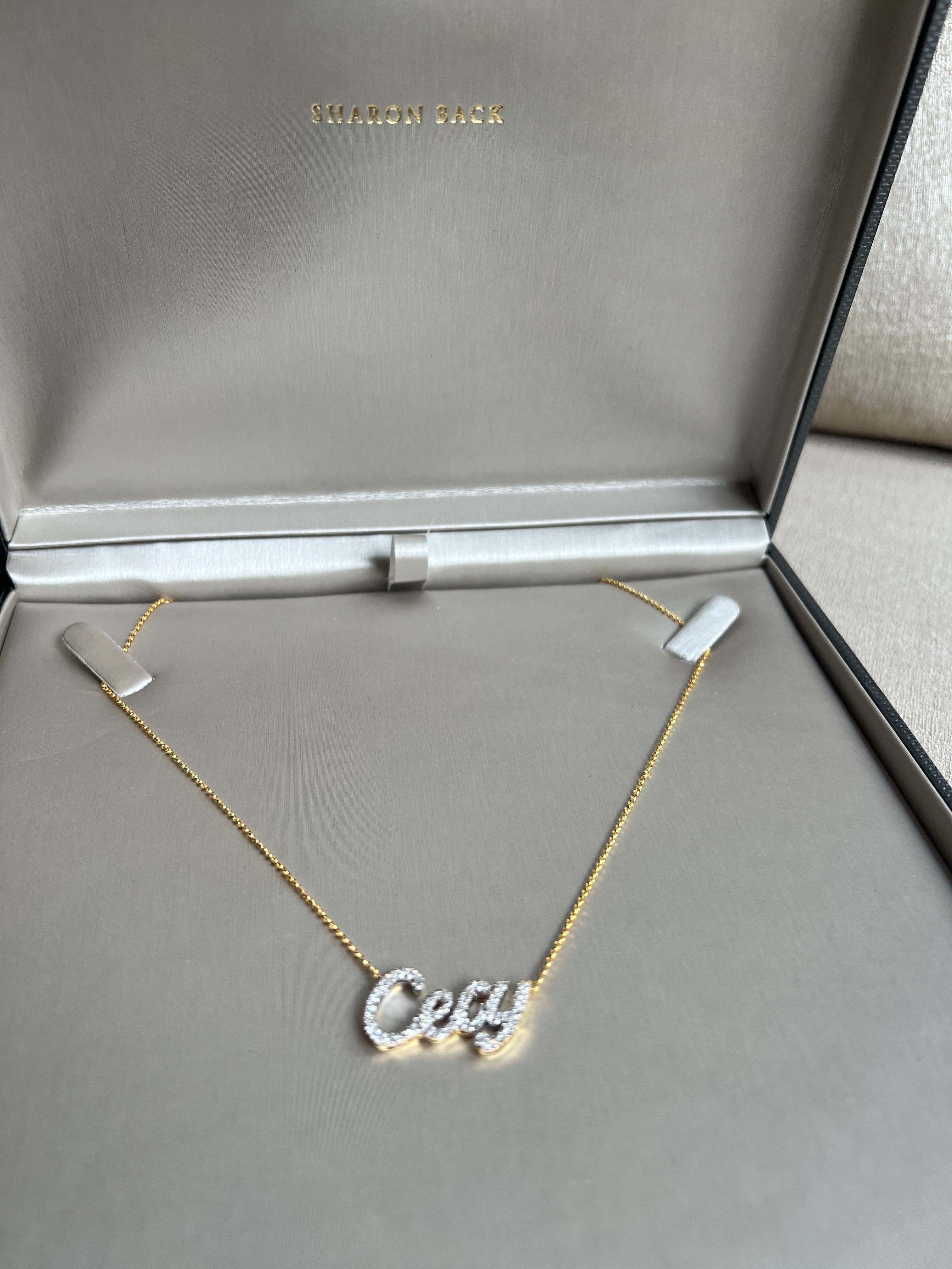 Collar Nombre con Diamantes